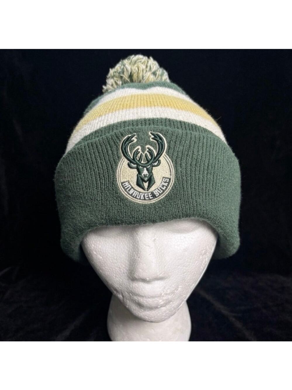Green Milwaukee Bucks NBA Beanie